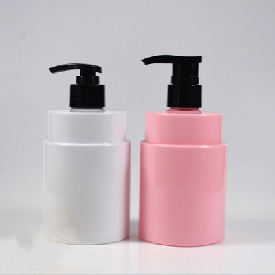 Large Capacity Shampoo Bottles with Pump, Refillable Plastic Soap Dispenser Pump Bottle for Shampoo Conditioner 10oz