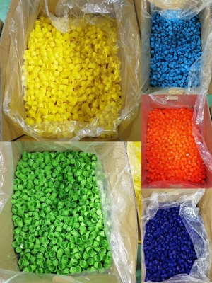 28-410 White/Orang/ Black/Green/Blue/Yellow Rib Side Matte Top Dispensing Snap Top Cap (0.125" Orifice)
