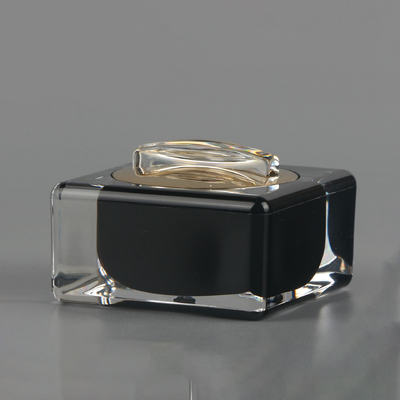Factory Wholesale Cheap The New 15G/30/50G Round Plain Face Film Cream Square Acrylic Bottle