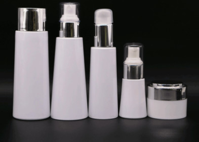 Cosmetic luxury gold pump cap pet plastic skincare products packaging bottle set dropper /spray /cream /lotion bottle